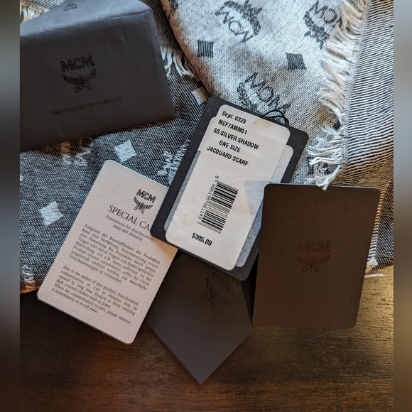 MCM shawl scarf - Picture 14 of 16